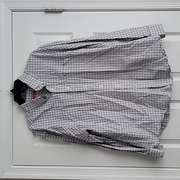Izod Men's Button Up Long Sleeve Shirt - Picture 1 of 13